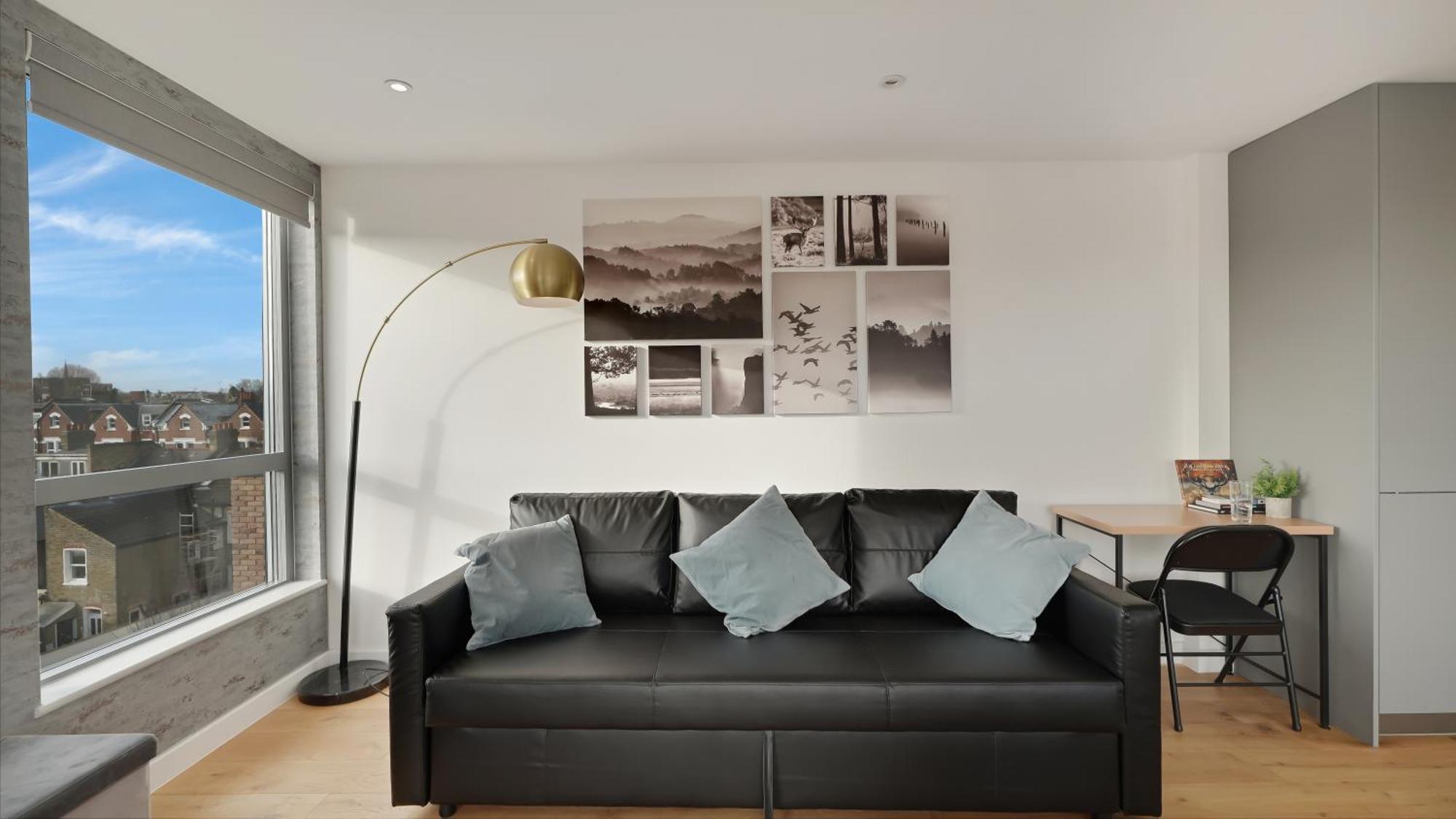 Modern And Spacious Penthouse Apartment In Putney With Free Parking London Eksteriør billede