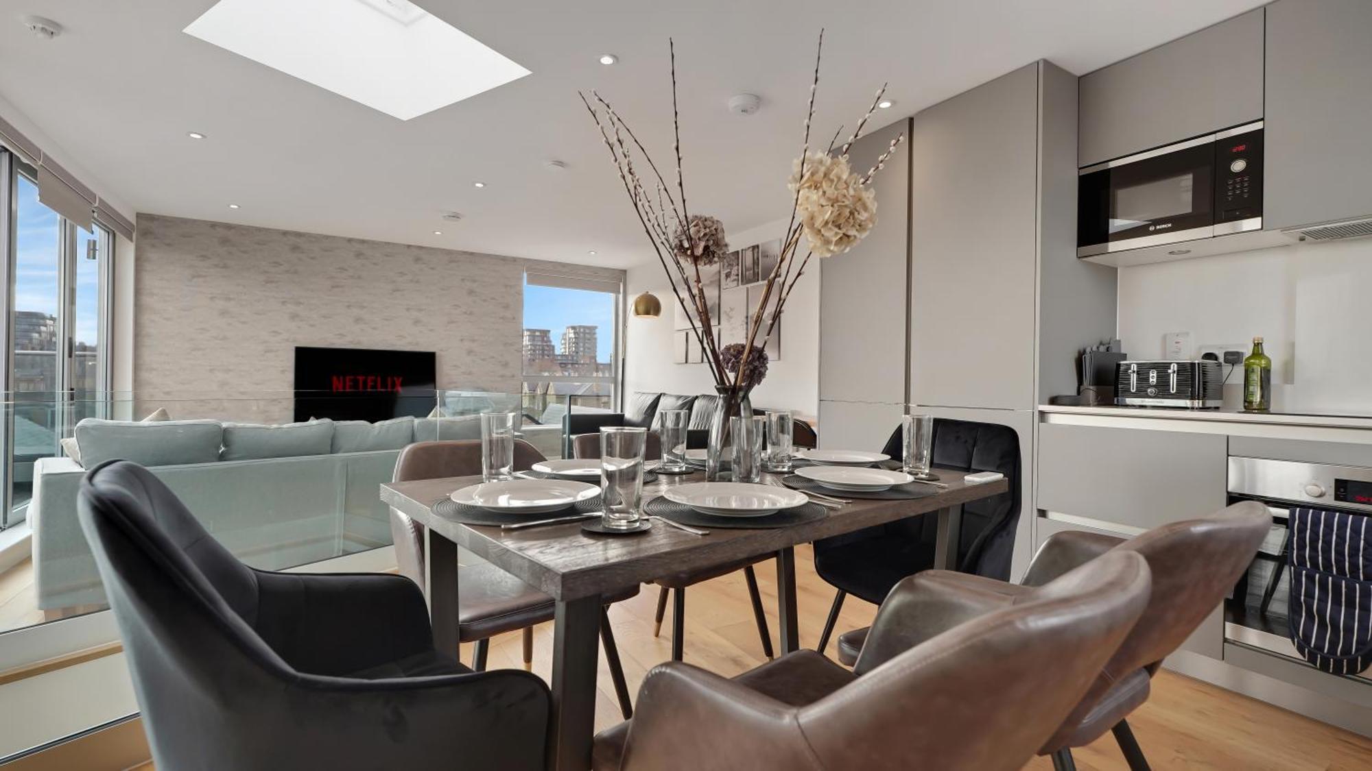 Modern And Spacious Penthouse Apartment In Putney With Free Parking London Eksteriør billede
